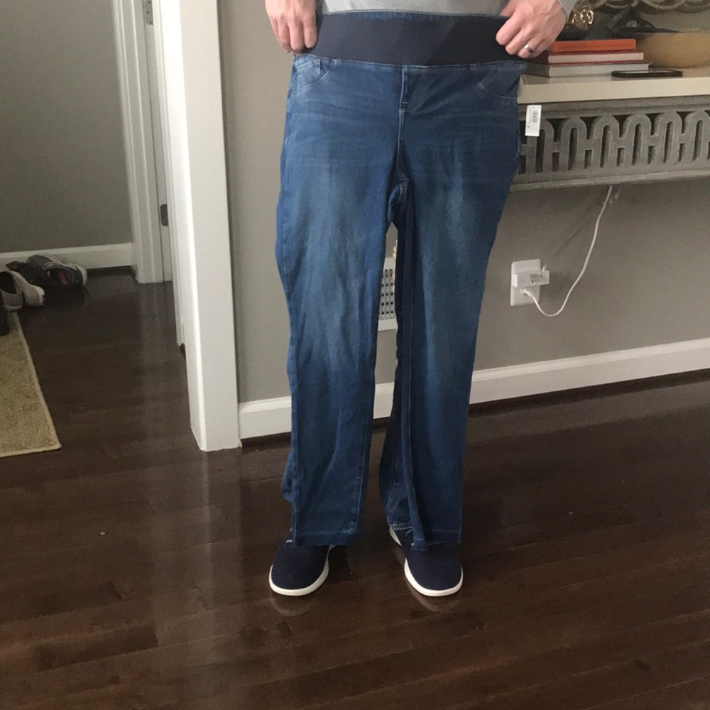 Old Navy Maternity jeans, size 16